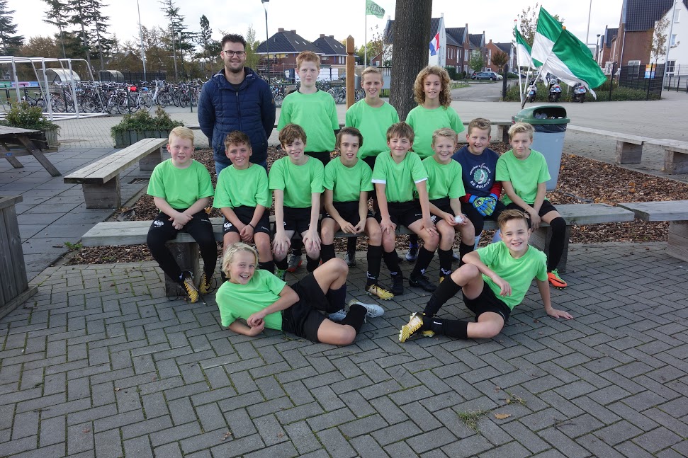 Kampioen schoolvoetbaltoernooi