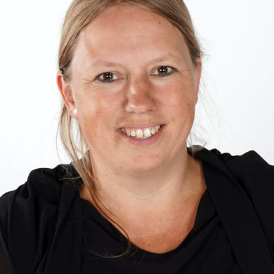 1-2a Nelleke van de Sande